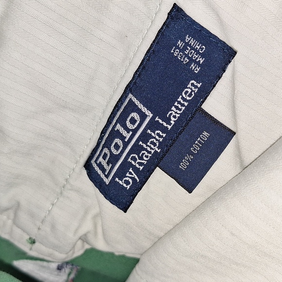 Polo Ralph Lauren cotton flat front shorts - size 38 - green sailboats - Picture 3 of 8